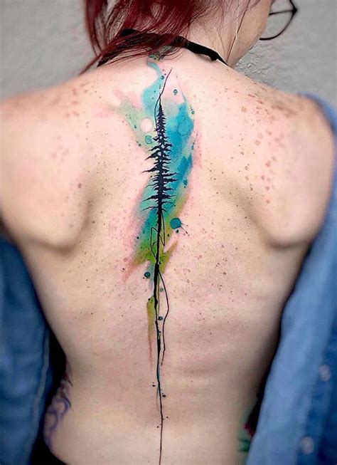 tatouage colone vertebrale homme|20 idées de tatouages créatifs qui jouent avec la。